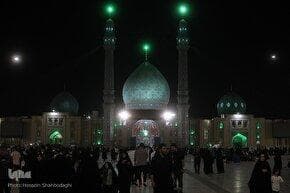 عزاداری شب شهادت امام حسن عسکری در مسجد مقدس جمکران