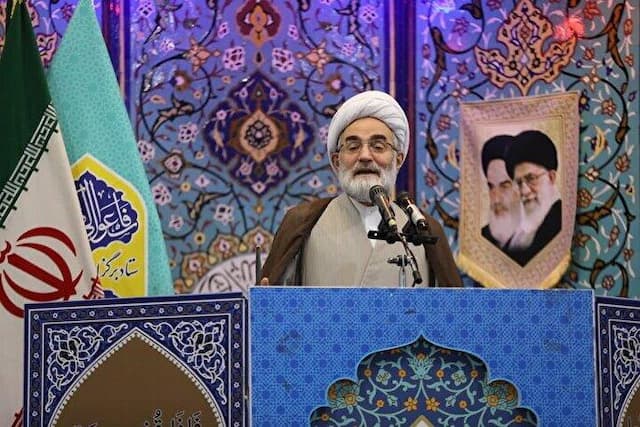 حمایت از محرومان تکلیف شرعی و مسئولیت اجتماعی است