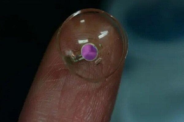 اولین لنز تماسی بی‌سیم OLED جهان ابداع شد