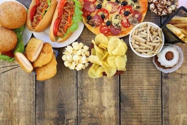 غذاهای «فوق فرآوری‌شده» احتمال ابتلا به سرطان ریه را افزایش می دهند