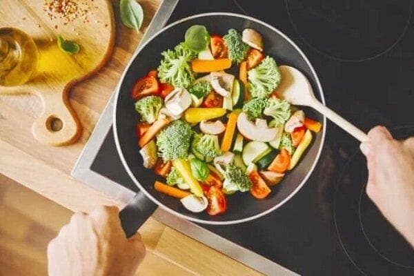 چطور با کالری منفی لاغر کنیم؟