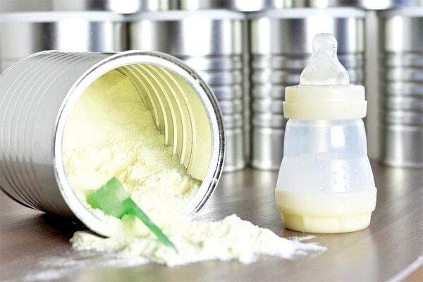 ذخایر کافی شیرخشک‌های رژیمی در انبارها موجود است