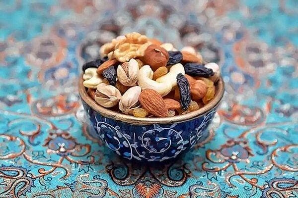فواید مصرف روزانه یک مشت آجیل 