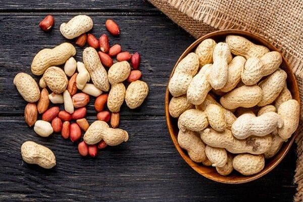 بادام‌زمینی روند پیری را کُند می‌کند