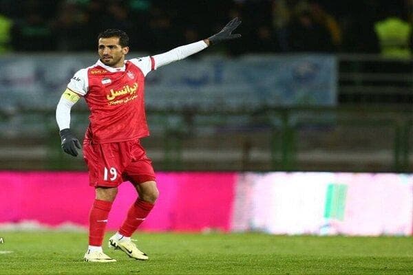 پرسپولیس در آستانه فسخ قرارداد وحید امیری