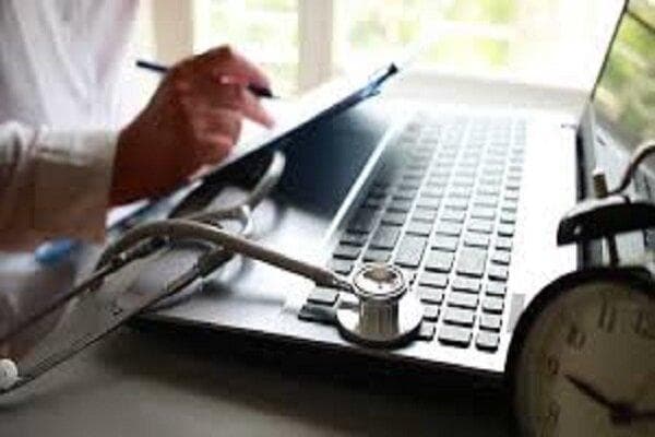 ۲ برابر شدن پذیرش پزشکی بدون زیرساخت، آینده آموزش را تهدید می‌کند