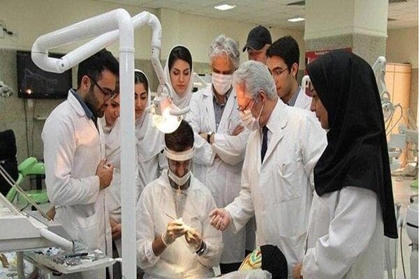 معمای افزایش ظرفیت پزشکی در ایران/ رئیس شورای عالی انقلاب فرهنگی مخالف مصوبه شوراست