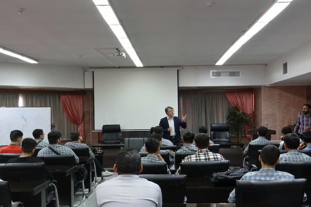 آینده‌نگری در انتخاب رشته، کلید حل معضل اشتغال