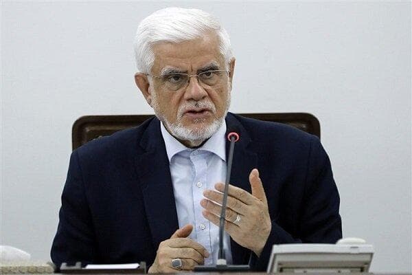 عارف: با گران‌فروشی و عدم‌عرضه کالا برخورد می‌کنیم