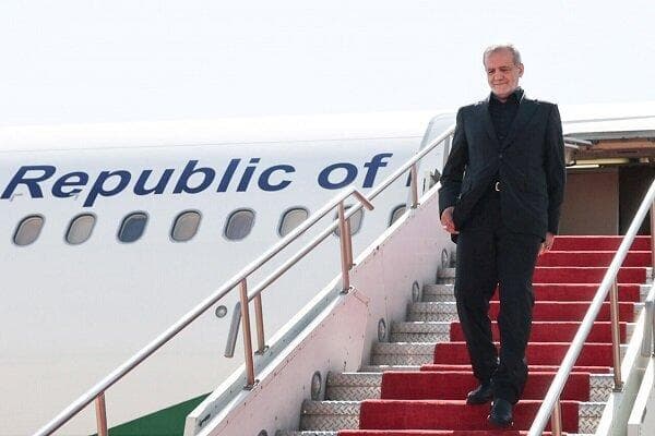 پزشکیان راهی تهران شد