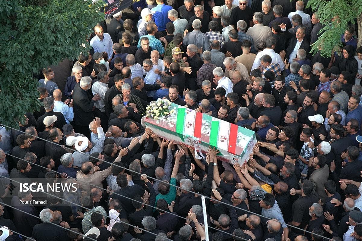کنگره ۸۰۰۰ شهید همدان بر تهیه آثار تصویری و مکتوب از شهدا تأکید کرد