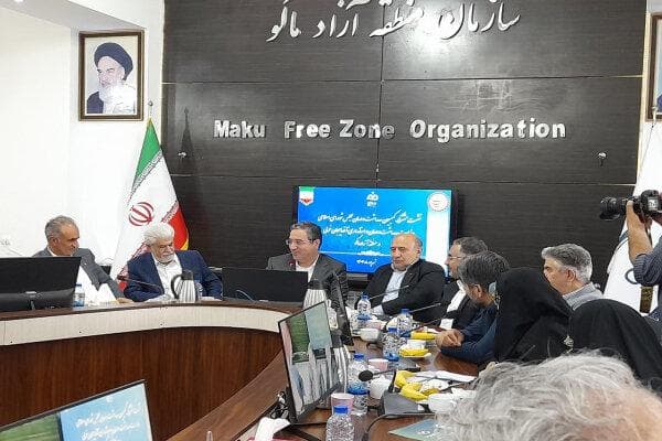 ضرورت بازنگری در شیوه توزیع درآمدهای مرزی برای تسریع در توسعه استان