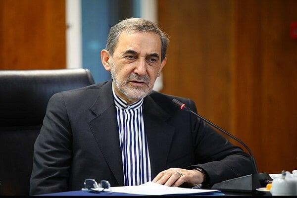 ولایتی: جهان باید از سکوت مقابل تجاوز صهیونیست‌ها دست بردارد