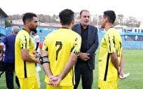 کریمی: مشکل کسر ۳ امتیاز فجرسپاسی حل می‌شود/ بازی با پرسپولیس تماشایی خواهد شد