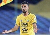 پرتاب بطری بر سر نورافکن توسط هواداران پرسپولیس/ اخراج دانشگر در دقایق پایانی +فیلم