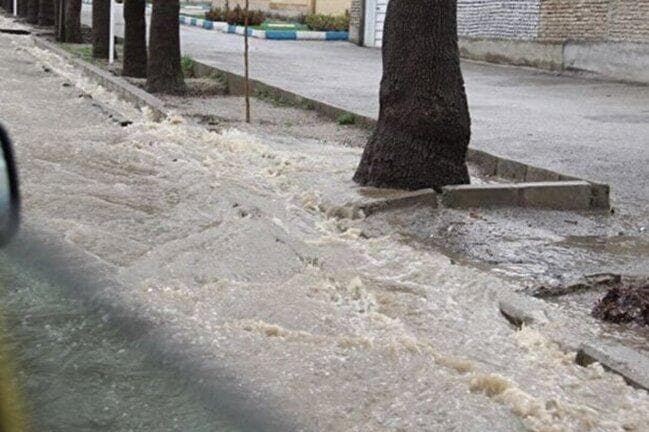 ساخت محصولی فناور در حوزه آب؛ از مهار روان‌‌آبها تا آبیاری درختان+ فیلم
