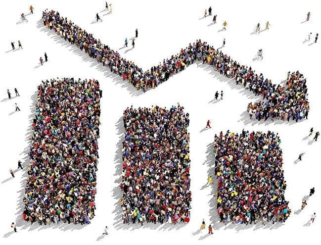 سایه معیشت بر آینده جمعیت ایران؛ پنجره جمعیتی تا ۱۴۰۷ بسته می‌شود