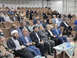 نهادسازی؛ کلید پایداری نهضت‌ها/ رهبر انقلاب؛ امید و استواری و الگوی مبارزه با استعمار