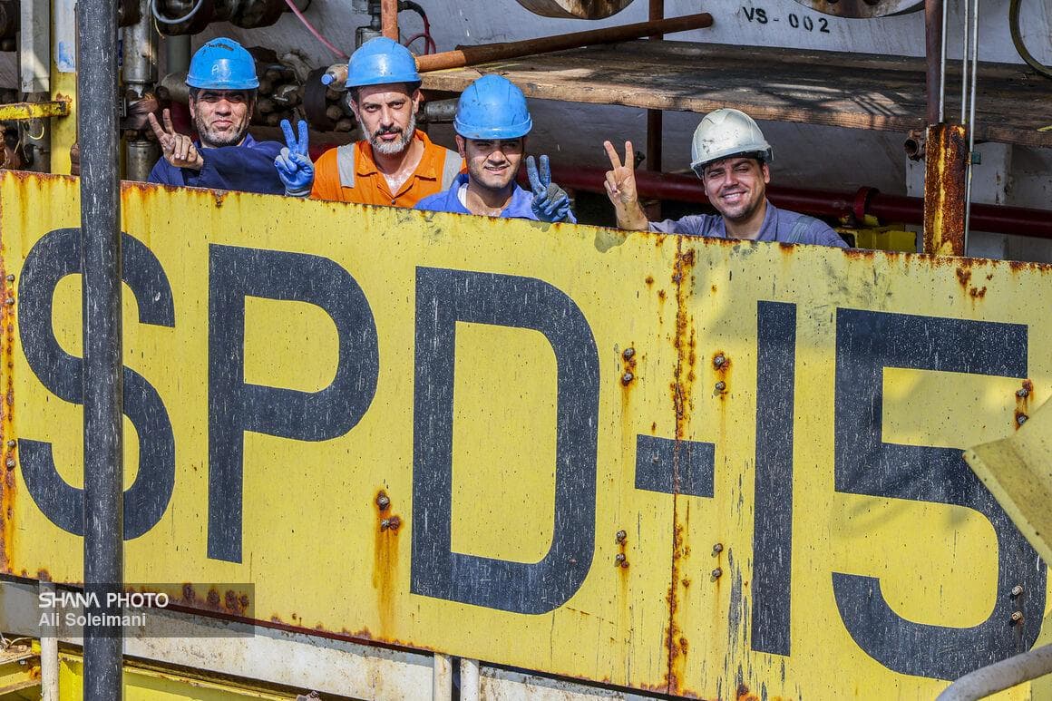 تعمیرات اساسی سکوی SPD15 پارس جنوبی