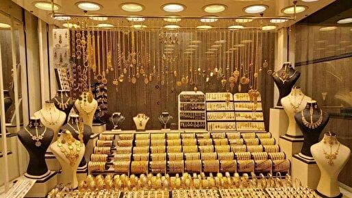 نوسانات قیمت طلا ناشی از تغییرات نرخ ارز در بازار داخلی و تحولات سیاسی است