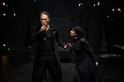 اداره اماکن هم باید درباره محتوای تئاترهای مشهد نظر بدهد!