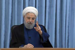 ببینید | حسن روحانی: کاسبی و تجارت وظیفه دستگاه اطلاعاتی نیست