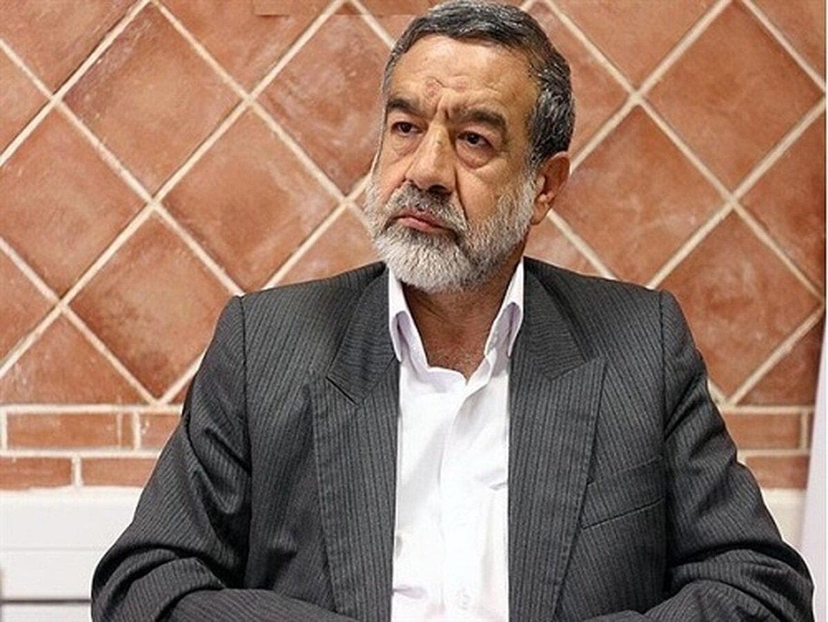 نماینده نزدیک به جبهه پایداری: صحبت‌های پزشکیان 180 درجه برعکس مواضع رهبری است/ باید بررسی شود که ادامه حضور ایشان در دولت به نفع یا به ضرر کشور است