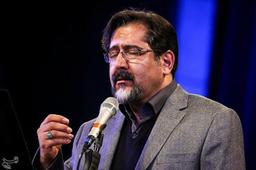 ببینید | آوازخوانی حسام الدین سراج در مراسم تشییع مرحوم فرشچیان