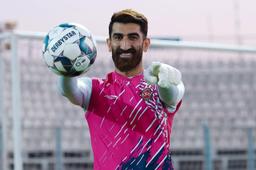 عکس | تتوی متفاوت علیرضا بیرانوند؛ از خاک به آسمان رسیدم!