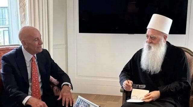 در پاریس چه خوابی برای سوریه می‌بینند؛حفظ وحدت ارضی یا تجزیه؟/تام باراک از این دیدار راضی است