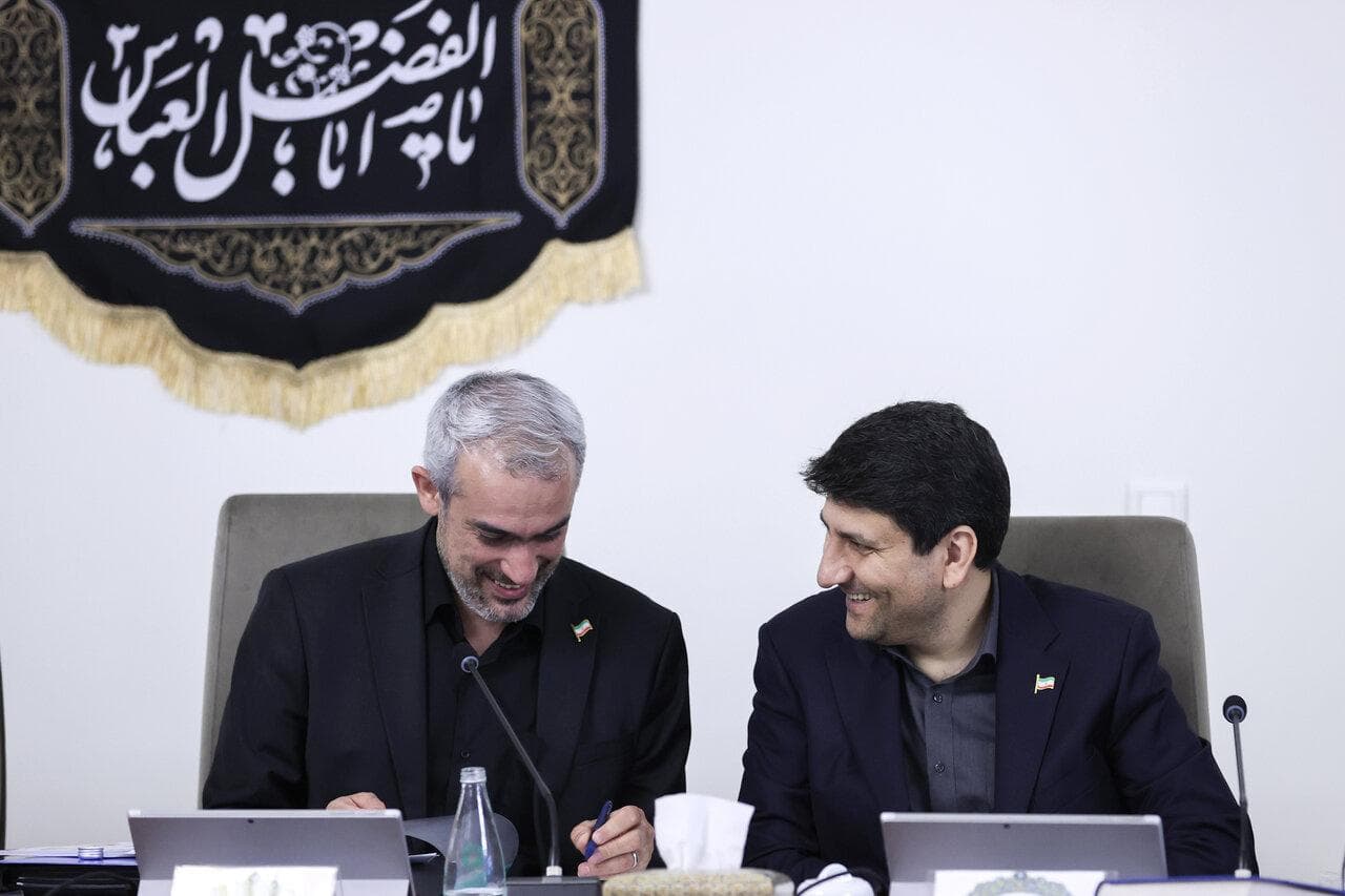 آیا نظامیان مخالفت رفع فیلترینگ هستند؟/ستارهاشمی: مردم از وضعیت اینترنت خوشحال و راضی هستند/ محدودسازی اینترنت به ارتقا حکمرانی کمک نمی‌کند