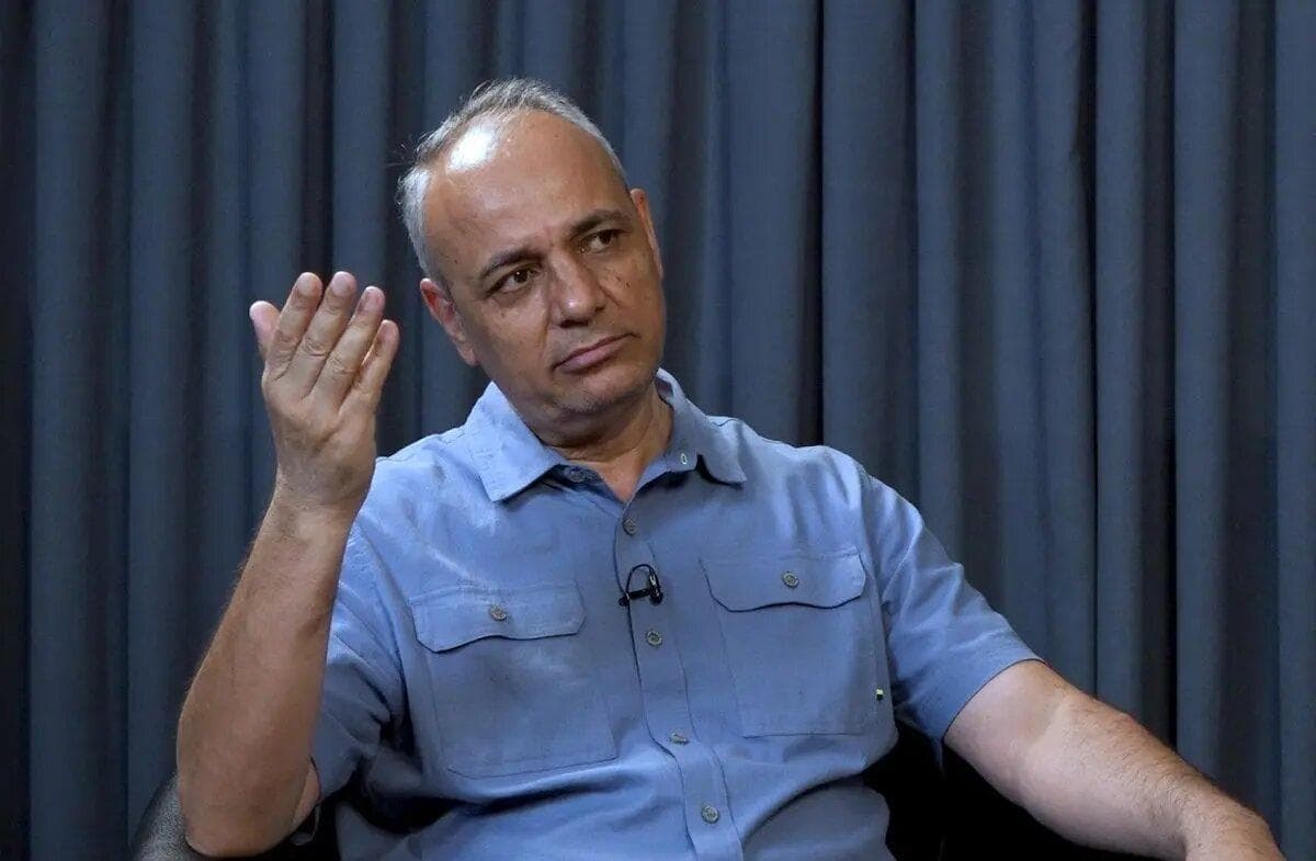 کنایه زیدآبادی به پایداری: از تشکیلاتی که حتی یک اشتباه هم در کارنامهٔ خود سراغ ندارد، انتظاری جز این نیست که تمام کاسه کوزه‌ها را بر سر دیگران بشکند!