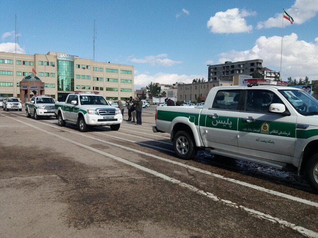 ببینید | انتقاد تند مجری صداوسیما از کمبود خودروهای ضدگلوله در مناطق عملیاتی کشور