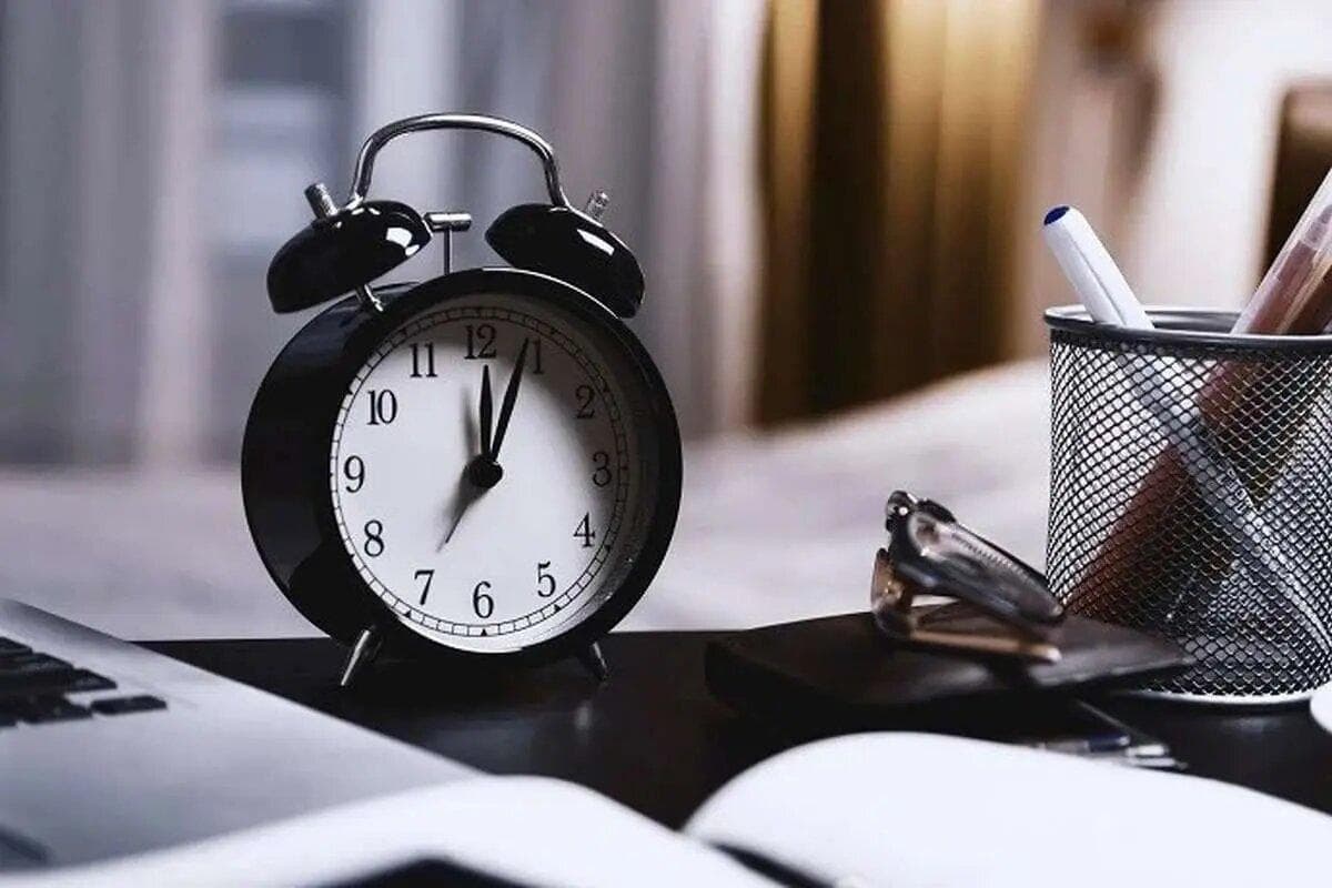 ببینید | جزئیات ساعات کاری کارمندان دولت پس از ۱۵ شهریور
