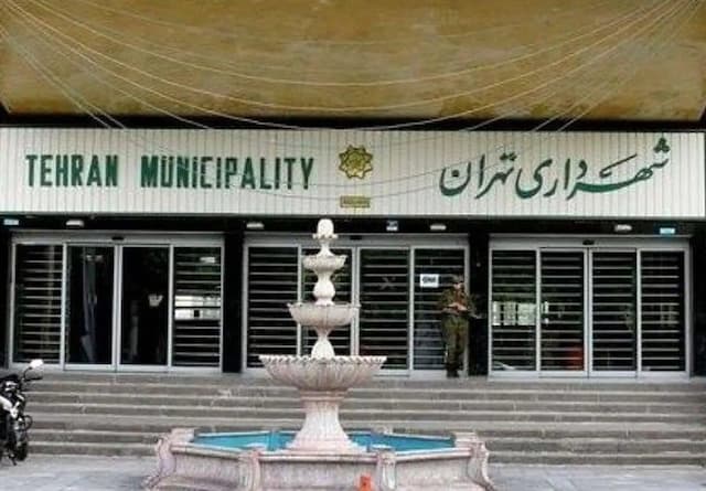 تفاوت زاکانی با صادق‌خان؛ تهران از مدل‌های جهانی عقب افتاد/ چرا شهرداری فضاهای فرهنگی را پس می‌گیرد؟