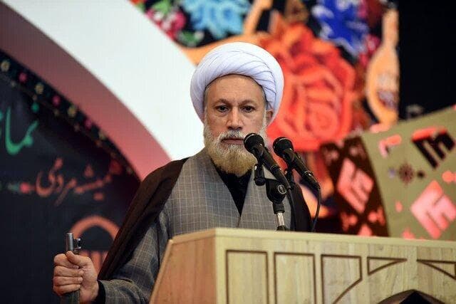 امام جمعه شیراز:انرژی هسته‌ای قدرت علمی ما را افزایش داد/ خداوند مزد ایستادگی ملت ایران را می‌دهد