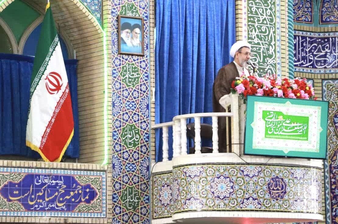 گروه‌های سیاسی اجازه ندهند وحدت دچار خدشه شود