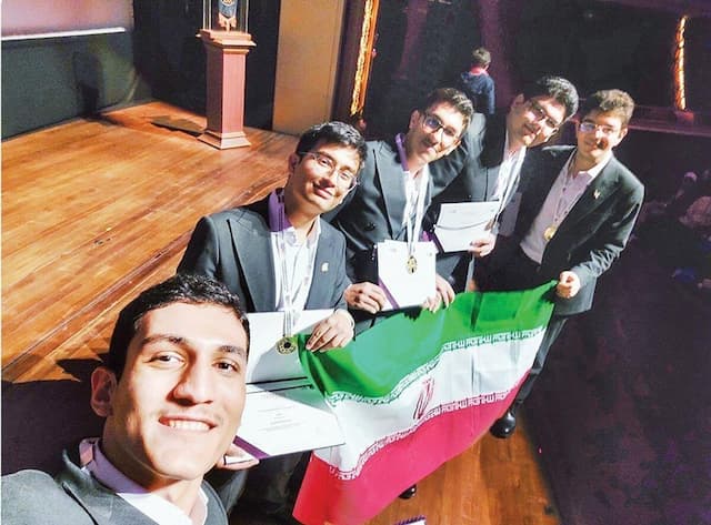 ببینید | مجری تلویزیون: مدال آوران نجوم حاصل نظام آموزشی کشور نیستند
