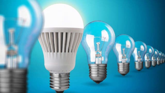 ببینید | شیوه تعمیر لامپ های LED سوخته با کمک یک خودکار!