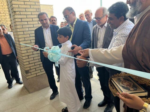 افتتاح مدرسه ۶ کلاسه گوران شهاب در قشم