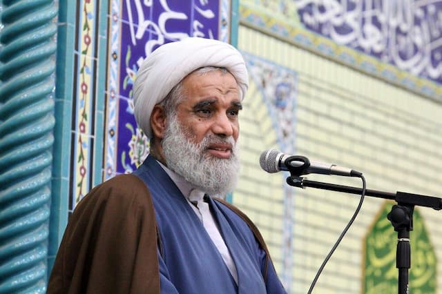 تحلیل عجیب عضو مجلس خبرگان درباره ارتباط بین تحریم و پیشرفت؛ هر چه تحریم‌ها بیشتر شود جمهوری اسلامی در مسیر پیشرفت سرعت بیشتری خواهد گرفت