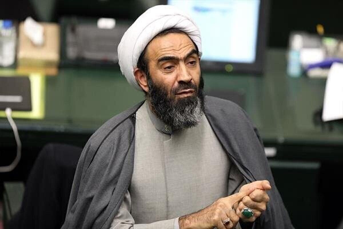 تفسیر نماینده خمینی شهر از تاکیدات قرآن بر موضوع اتحاد؛ ایجاد دوگانه های دروغین سیاسی کار دشمنان است
