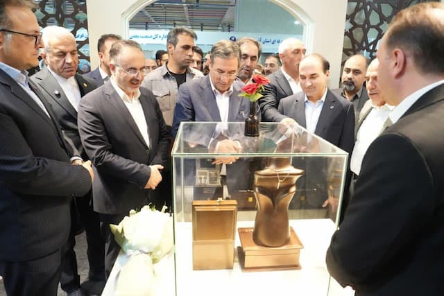 آغاز نمایشگاه بین‌المللی طلا و جواهر در ارومیه / آذربایجان‌غربی دومین استان تولید کننده شمش طلا