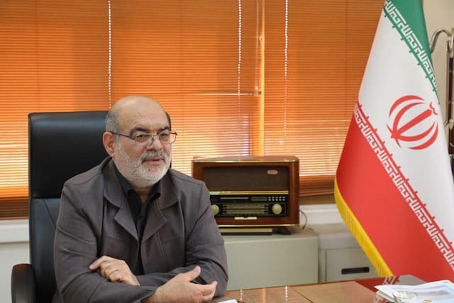 دو رادیو در روزهای ملتهب؛ چه نقشی ایفا کردند؟