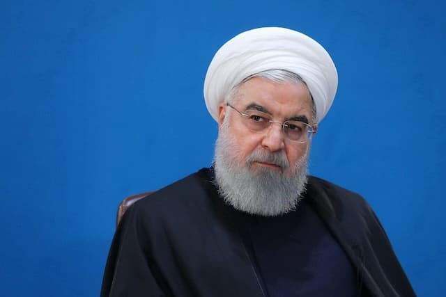 ببینید | حسن روحانی: مگر در کشورهای دیگر کارهای اقتصادی را نیروهای مسلح انجام می‌دهند؟ / دشمنی‌هایی که ضرورت ندارد، کنار بگذاریم