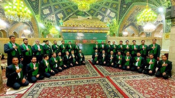ببینید| دعای سلامتی امام زمان(عج) با اجرای گروه محمد رسول الله(ص)