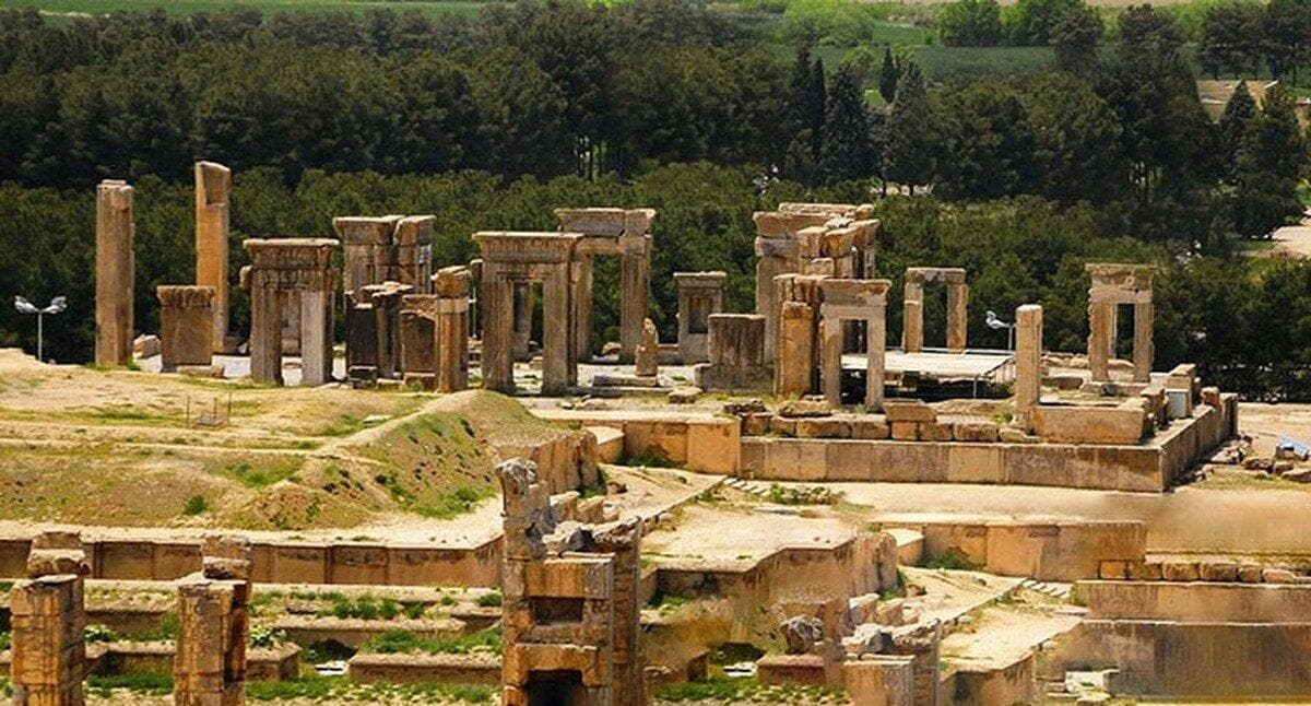 تعطیلی موقت تخت‌جمشید به‌دلیل اجرای کنسرت