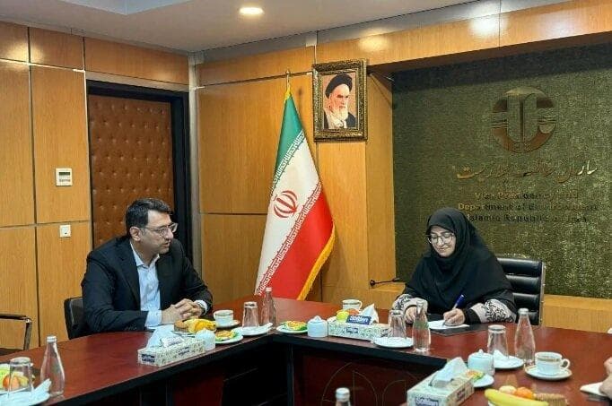 معرفی جزیره کیش بعنوان پایلوت شهر سبز توسط رئیس سازمان حفاظت محیط‌زیست کشور