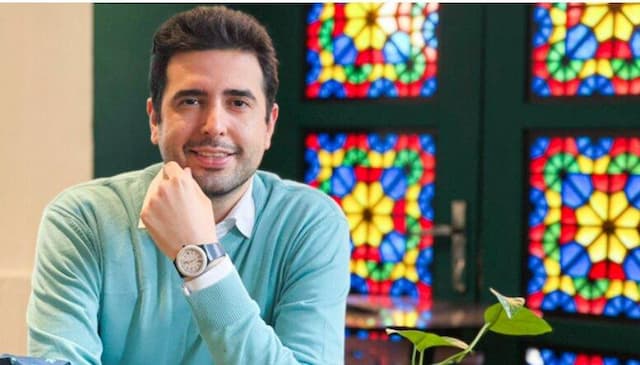 ببینید | وقتی مجری صداوسیما روی آنتن زنده قول ازدواج می‌دهد!