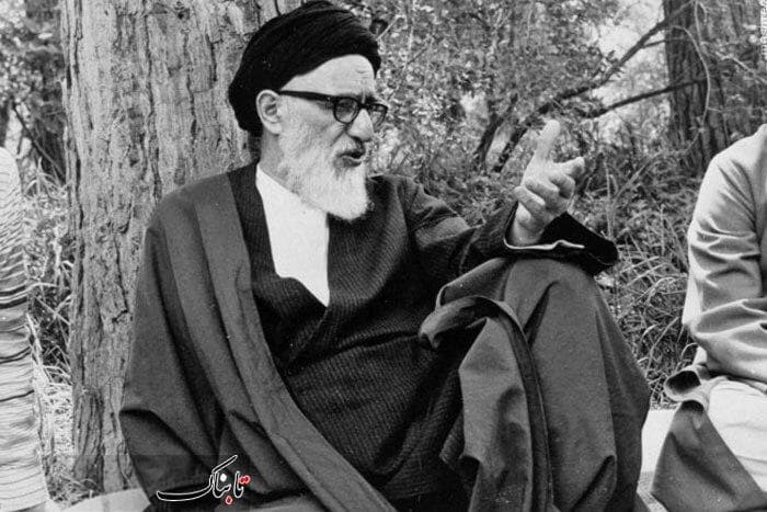 عکس/ آیت‌الله طالقانی همراه با یکی از فرزندانش